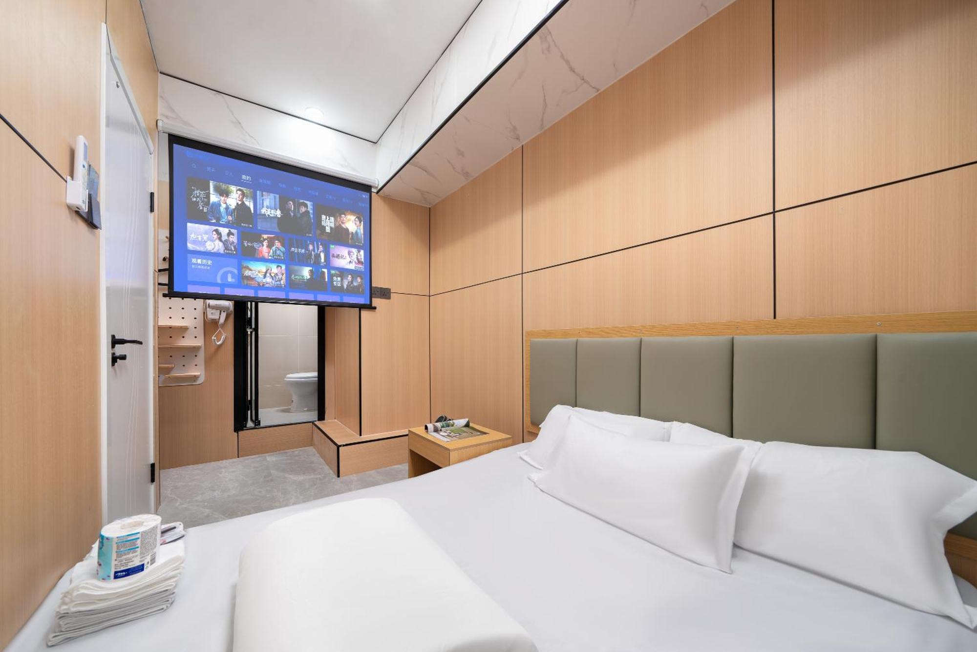 Windsor Hella Inn Hong Kong Exterior photo